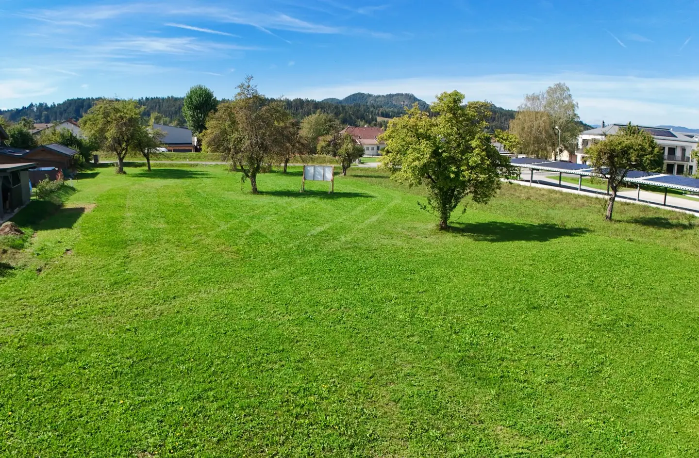 Sonniger Baugrund in der Südkärntner Seenregion