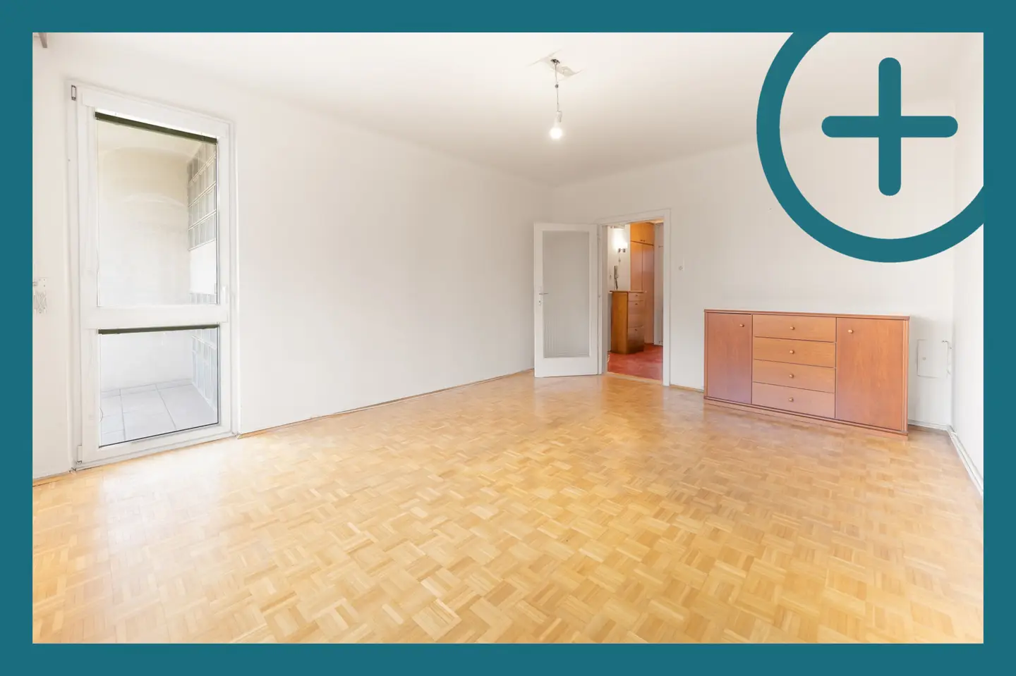 Lichtdurchflutete Wohnung mit Loggia und Lift