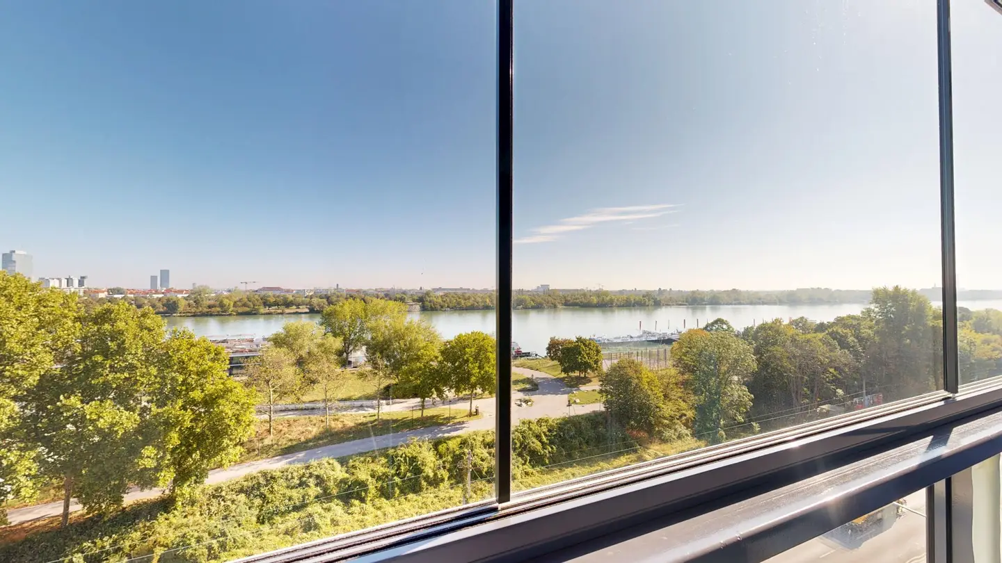 Wohnen mit Weitblick – Maisonette nahe der Donau