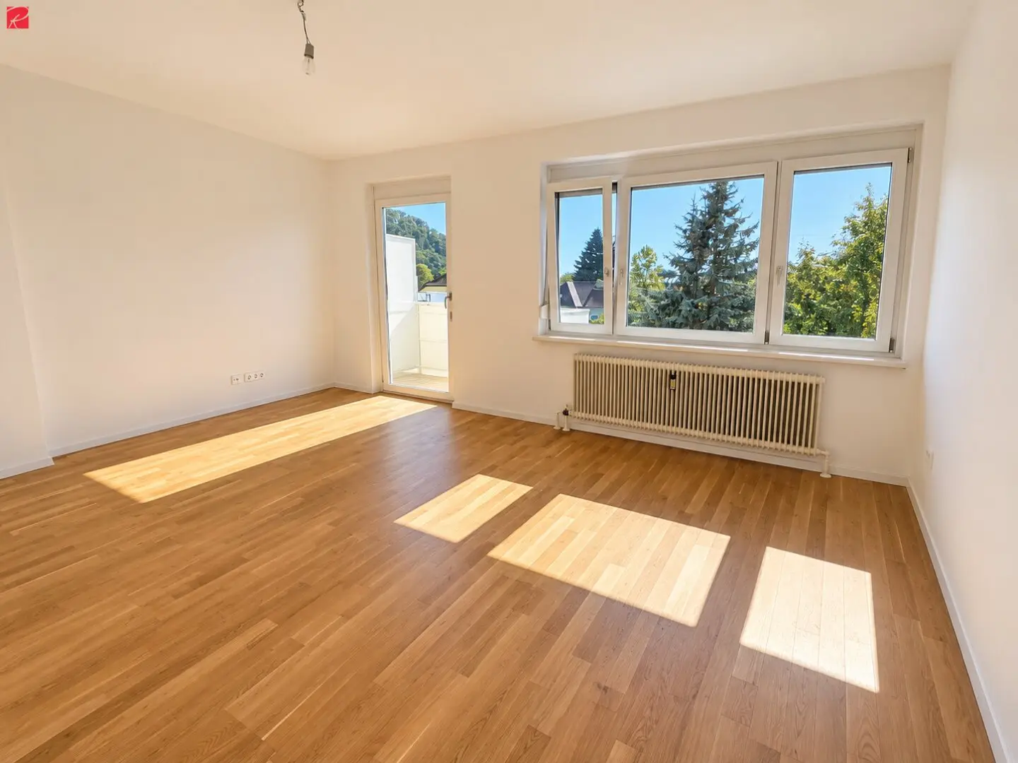 Viel Licht, eigener Balkon &amp; Raum für Ihre Wohnideen!