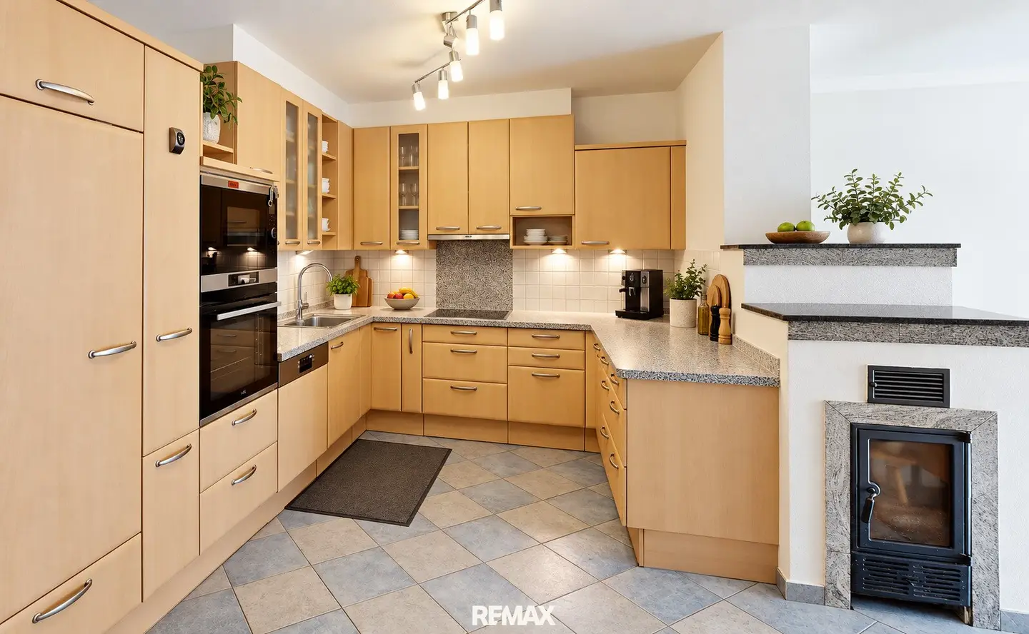 Modernes Zuhause mit Terrasse – Reihenmittelhaus in Landeck-Perjen!