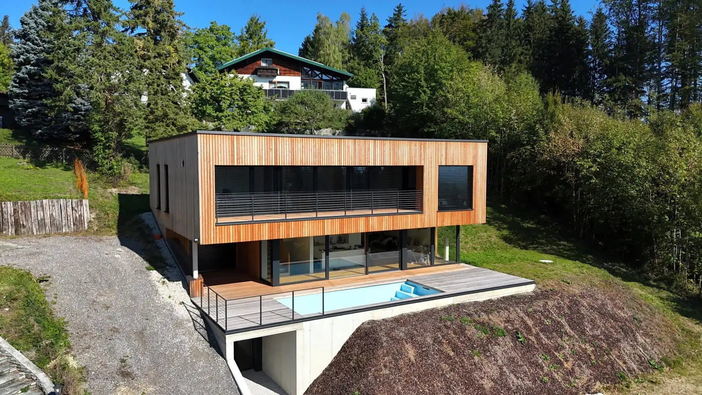 Hochwertiges Einfamilienhaus mit traumhaftem Fernblick