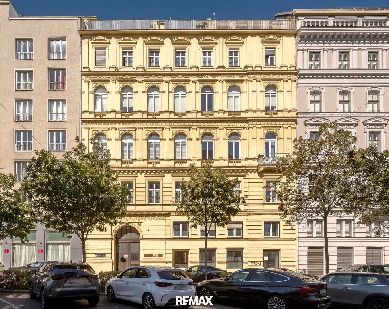 3-room apartment in 1090: Rare offer on the border to the 1st district