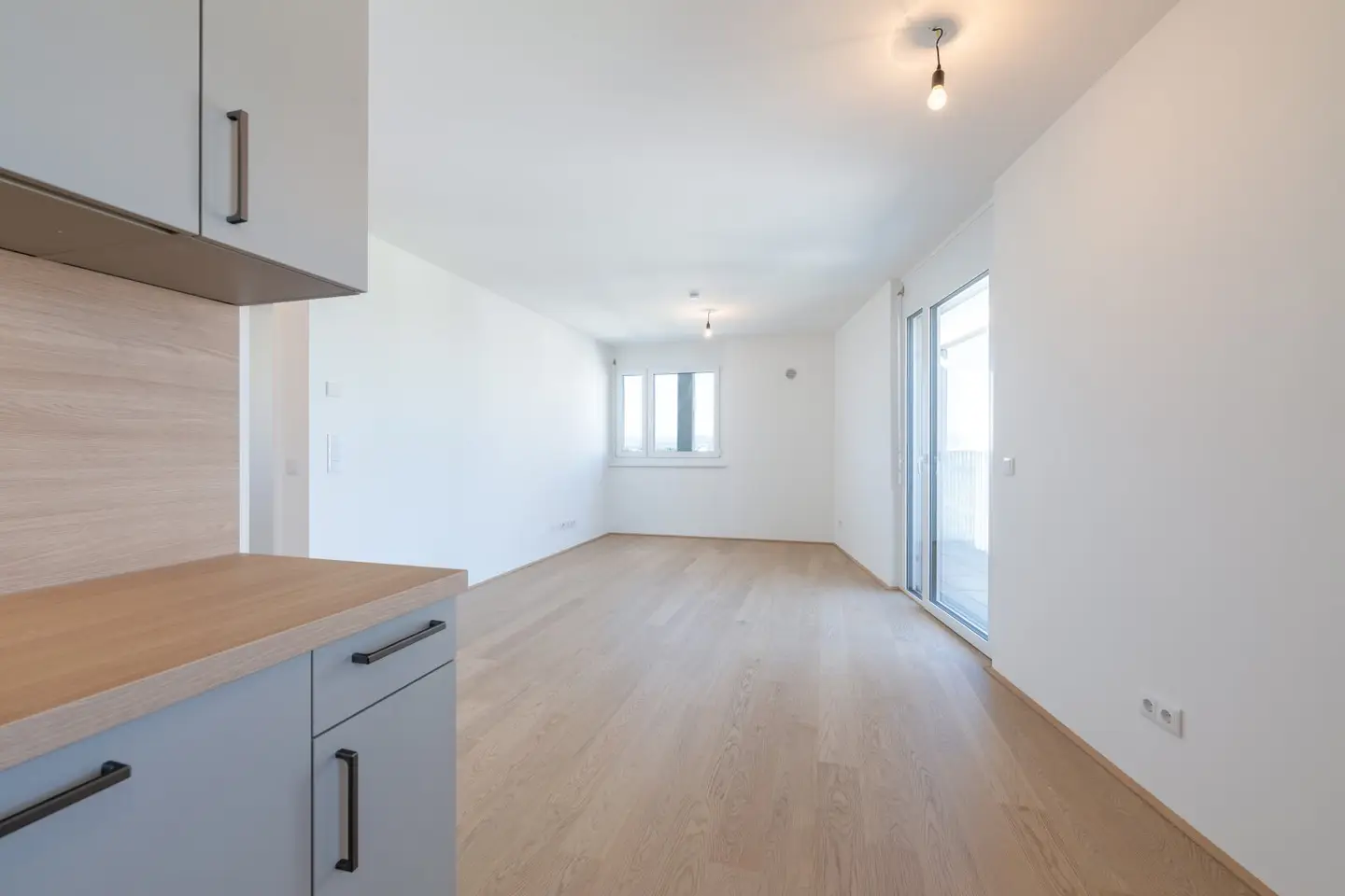 First occupancy near Alte Donau - 3-room apartment, distant view on 8th floor