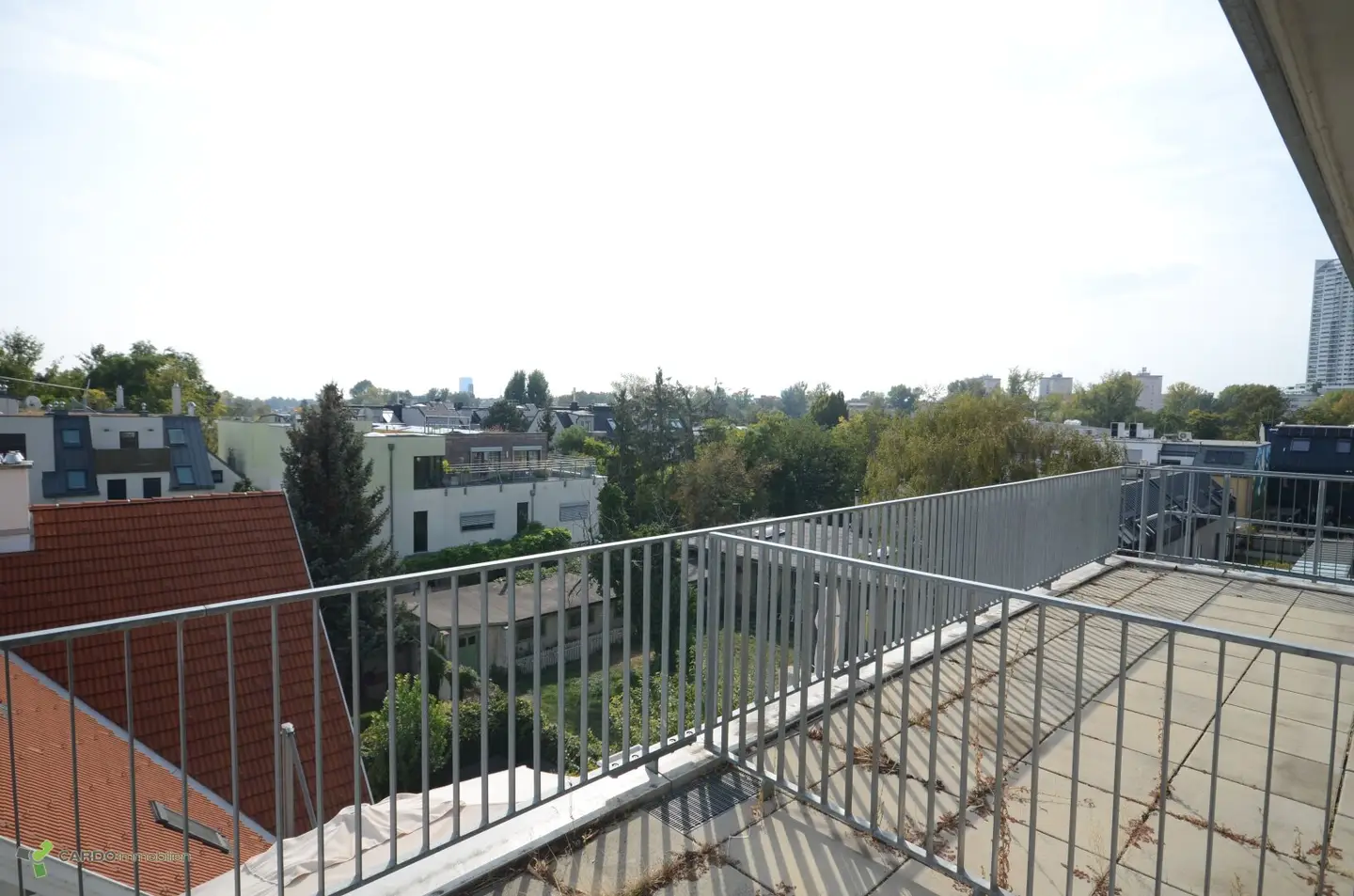 Wohnung vis a vis UNO City zu mieten