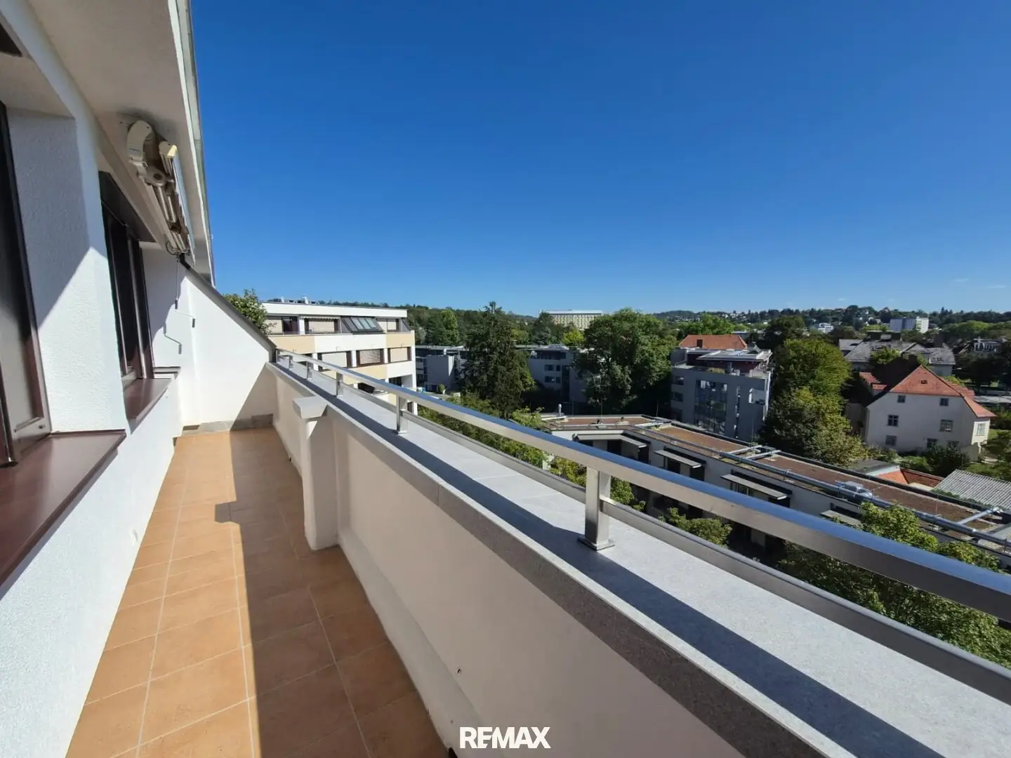 Penthouse in Geidorf: 3 Zimmer, 2 Loggien &amp; Fernblick