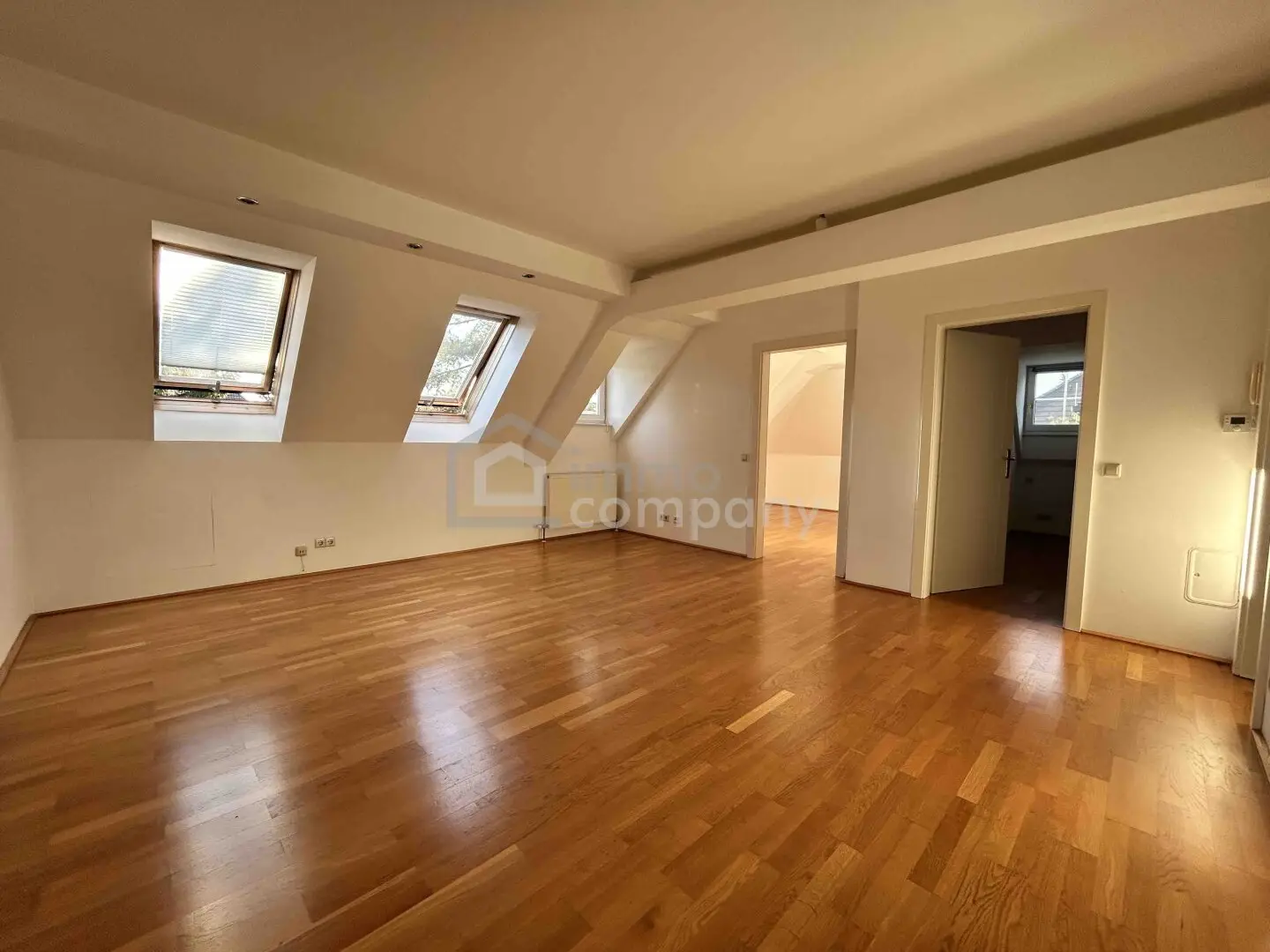 Charmante 3-Zimmer-Dachgeschoßwohnung in Salzburg – praktisch geschnitten und gut gelegen!