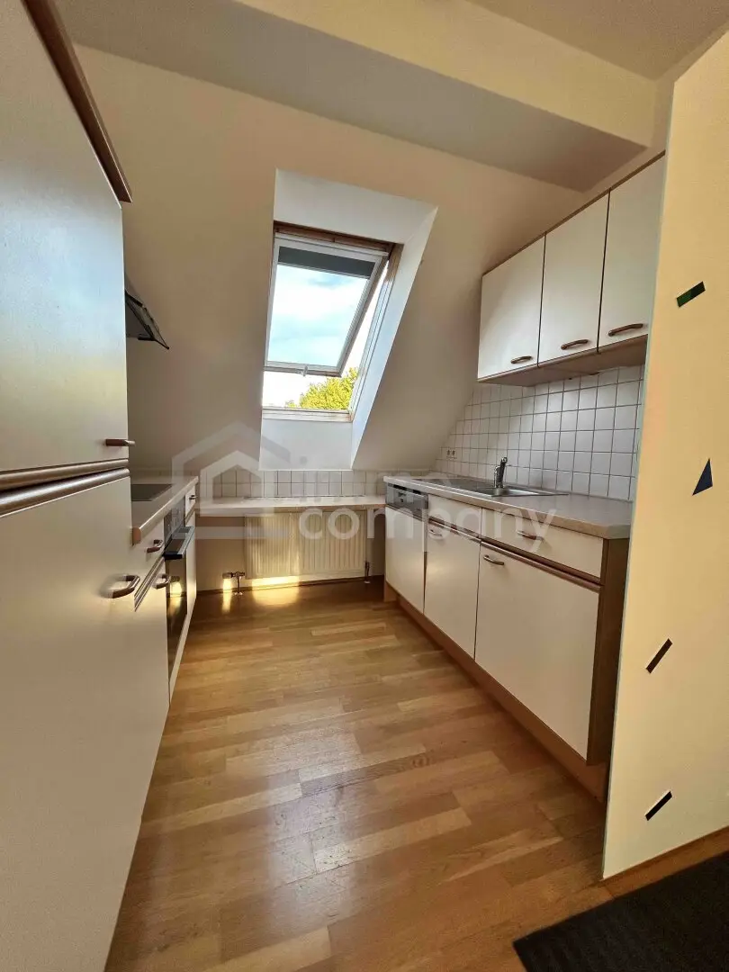 Charmante 3-Zimmer-Dachgeschoßwohnung in Salzburg – praktisch geschnitten und gut gelegen!