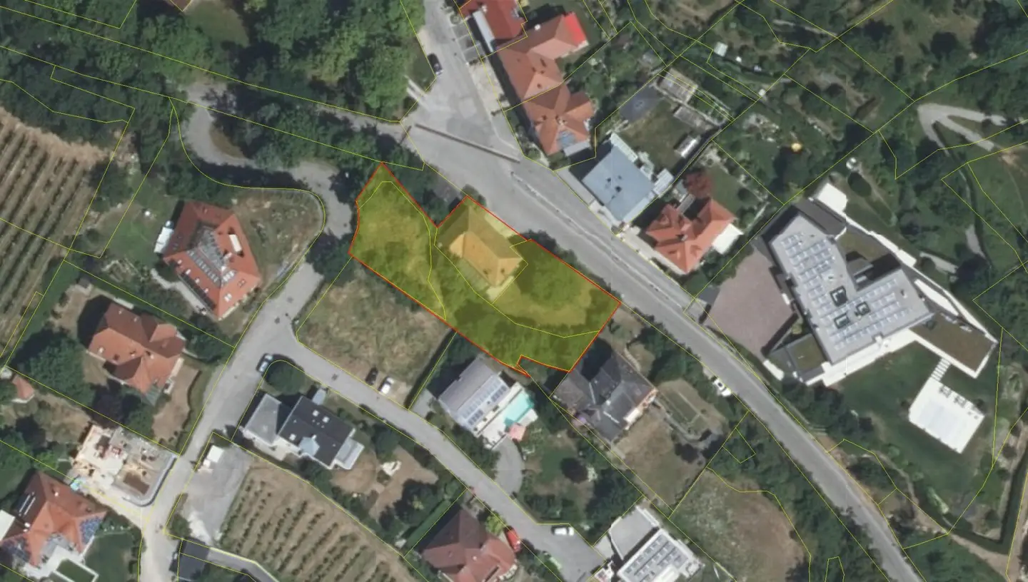 Villenpotenzial am Wachtberg: ca. 1.233 m² großes Grundstück mit Altbestand &amp; historischem Gewölbekeller