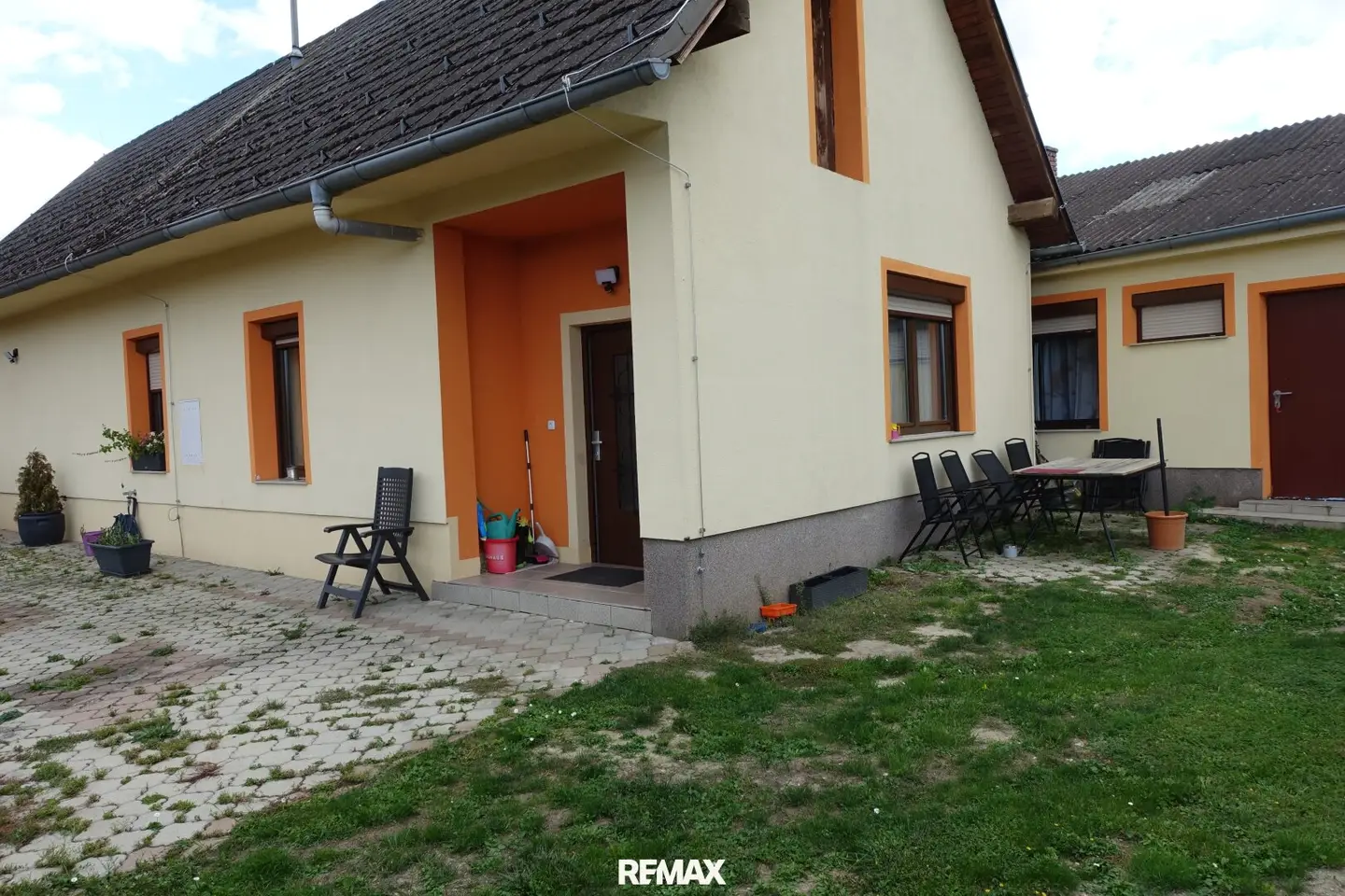 Charmantes Haus mit Geschichte – ebenerdig wohnen in ruhiger Lage