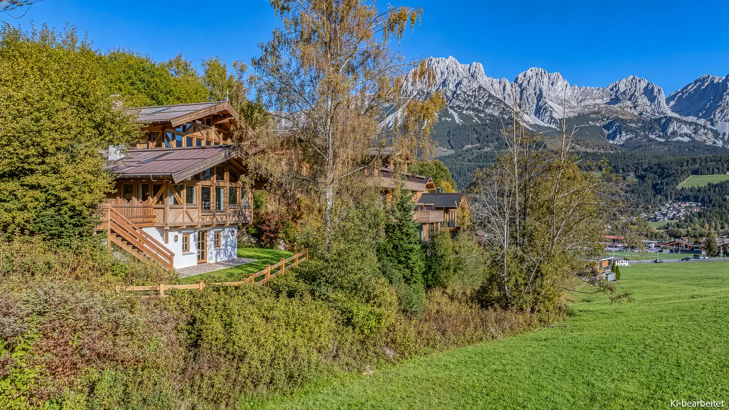 Holiday apartment with direct piste access and Kaiser view