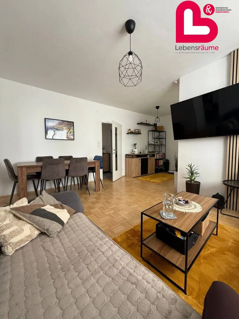 Schöne 3-Zimmer Wohnung in Haid mit Loggia (OHNE PKW- ABSTELLPLATZ)