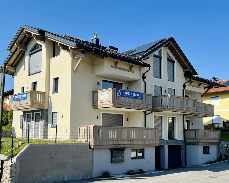 Exclusive 4-room condominium with garden in Wals-Siezenheim