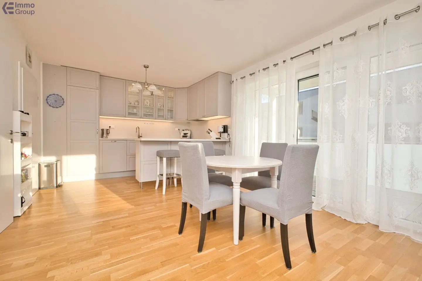 Traumhafte 4-Zimmer-Wohnung mit moderner Wohnküche in begehrter Lage von Enns