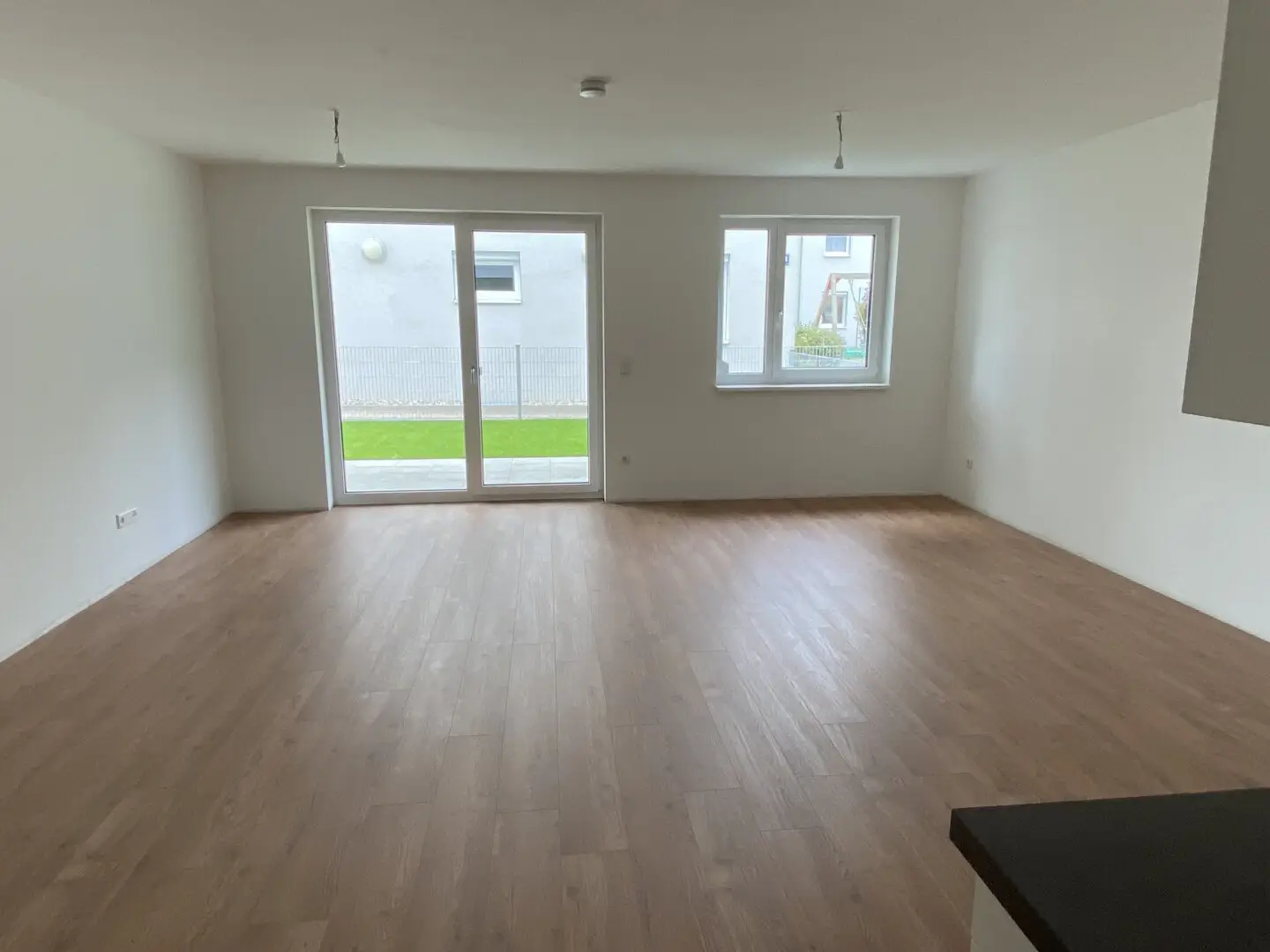 3 Zimmer Gartenwohnung inkl. Einbauküche und KFZ-Stellplatz