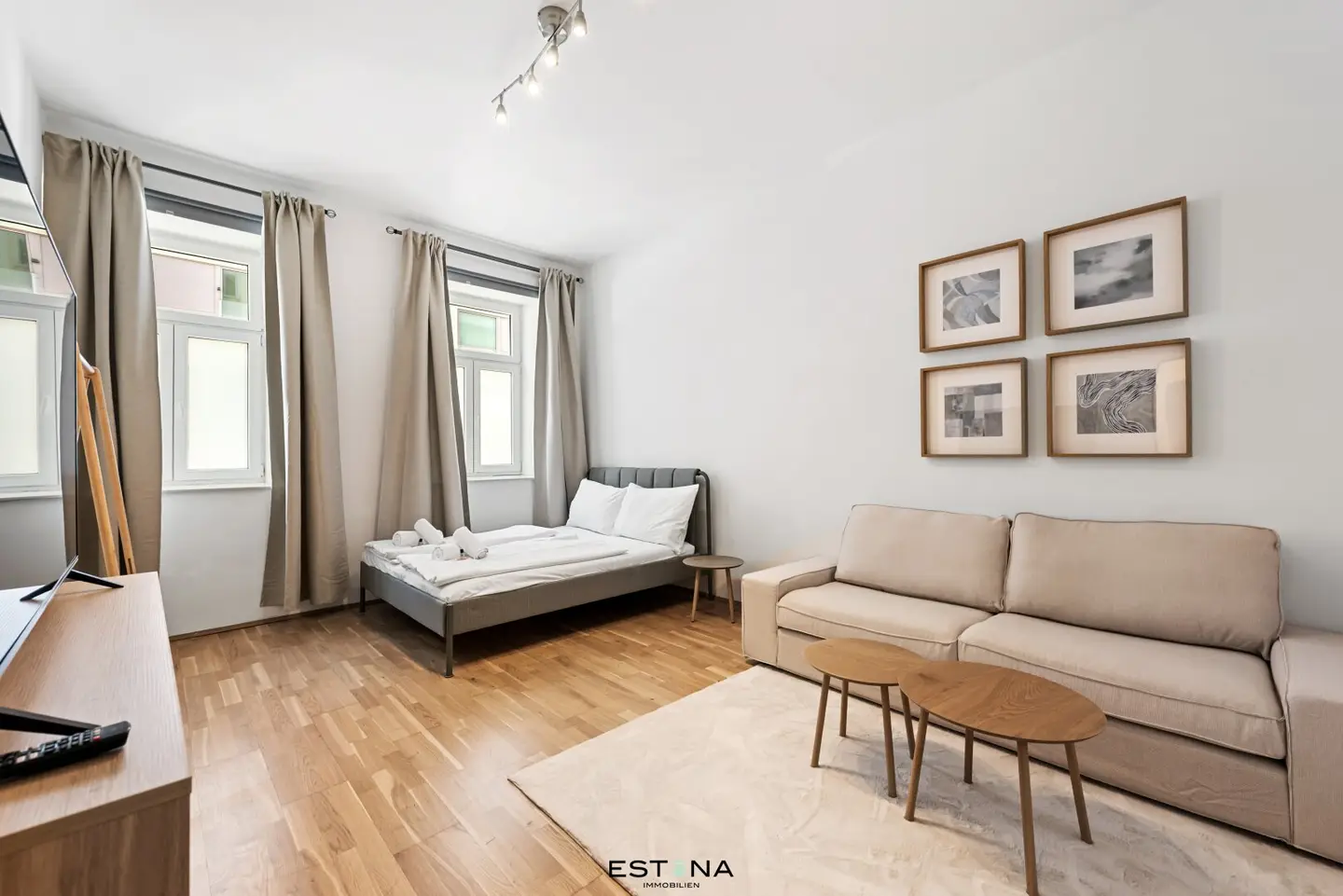 3 Schlafzimmer! Altbauwohnung mit großer Terrasse im 6. Bezirk