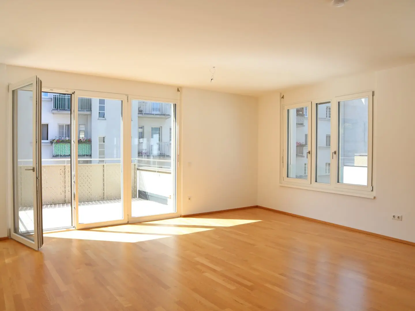 GOLDEGG GARDENS - Traumhafte 4-Zimmerwohnung mit Südwestbalkon!