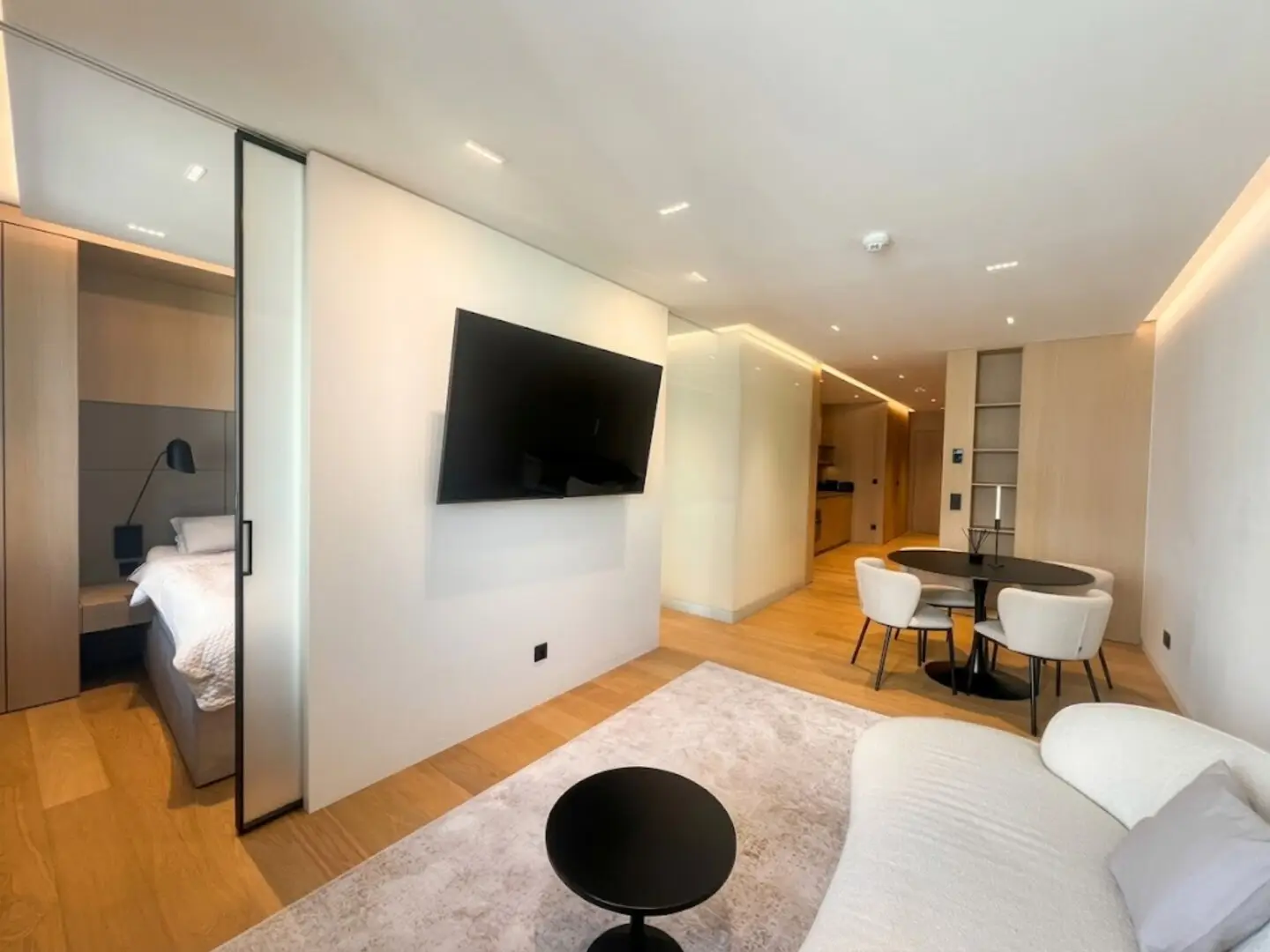 CITY PARK SUITES – Urban Luxury &amp; Hotel Lifestyle