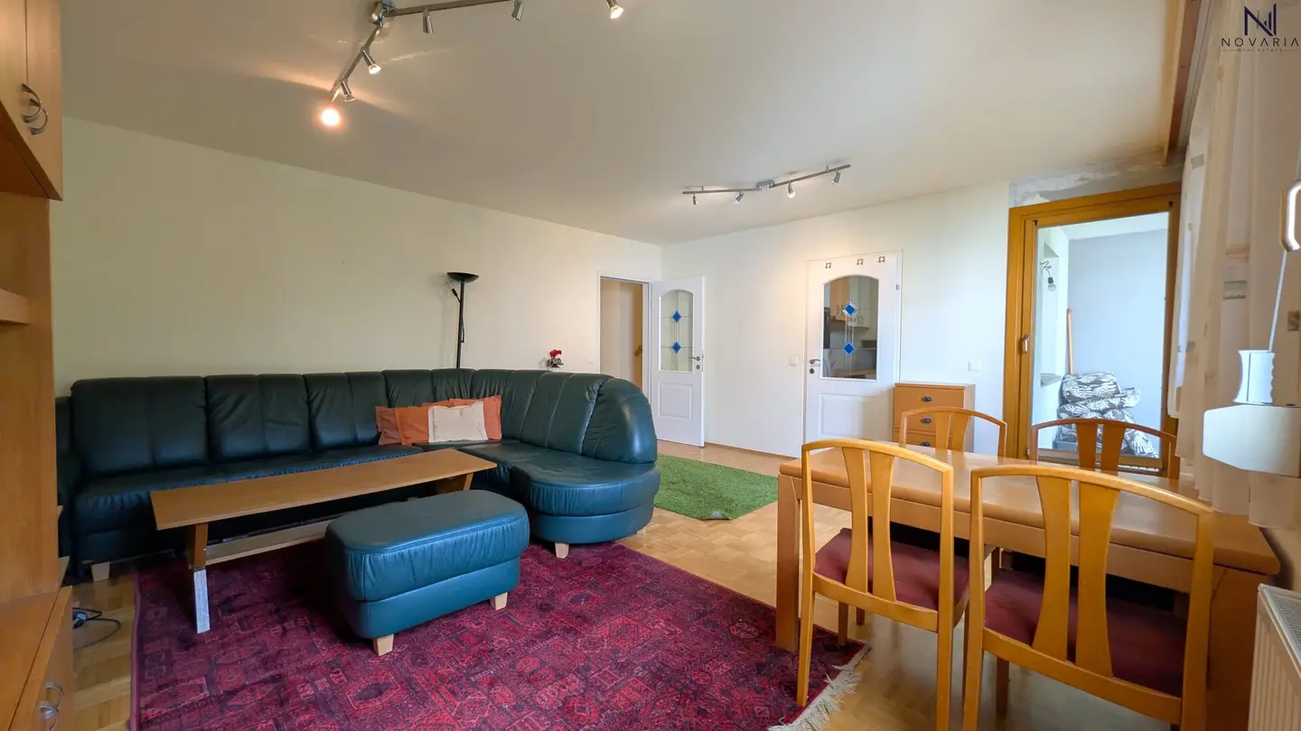 👨‍👩‍👧‍👦 Platz für die ganze Familie: 4 Zimmer mit Loggia
