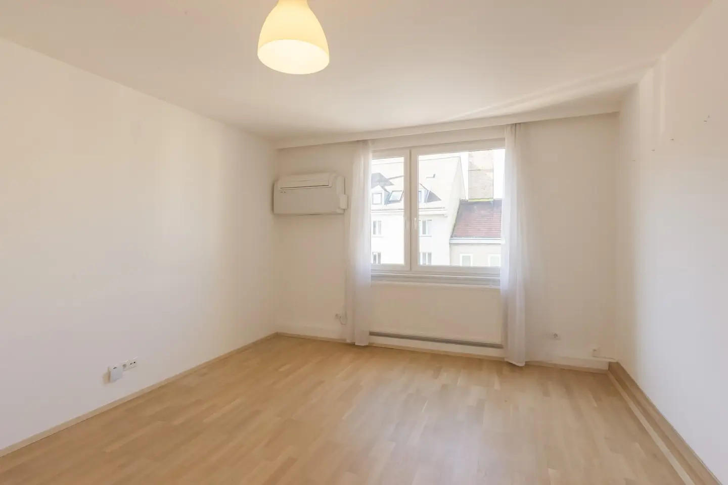 Gaullachergasse, Brunnenmarkt - courtyard-facing 2-room new build on 5th floor with elevator