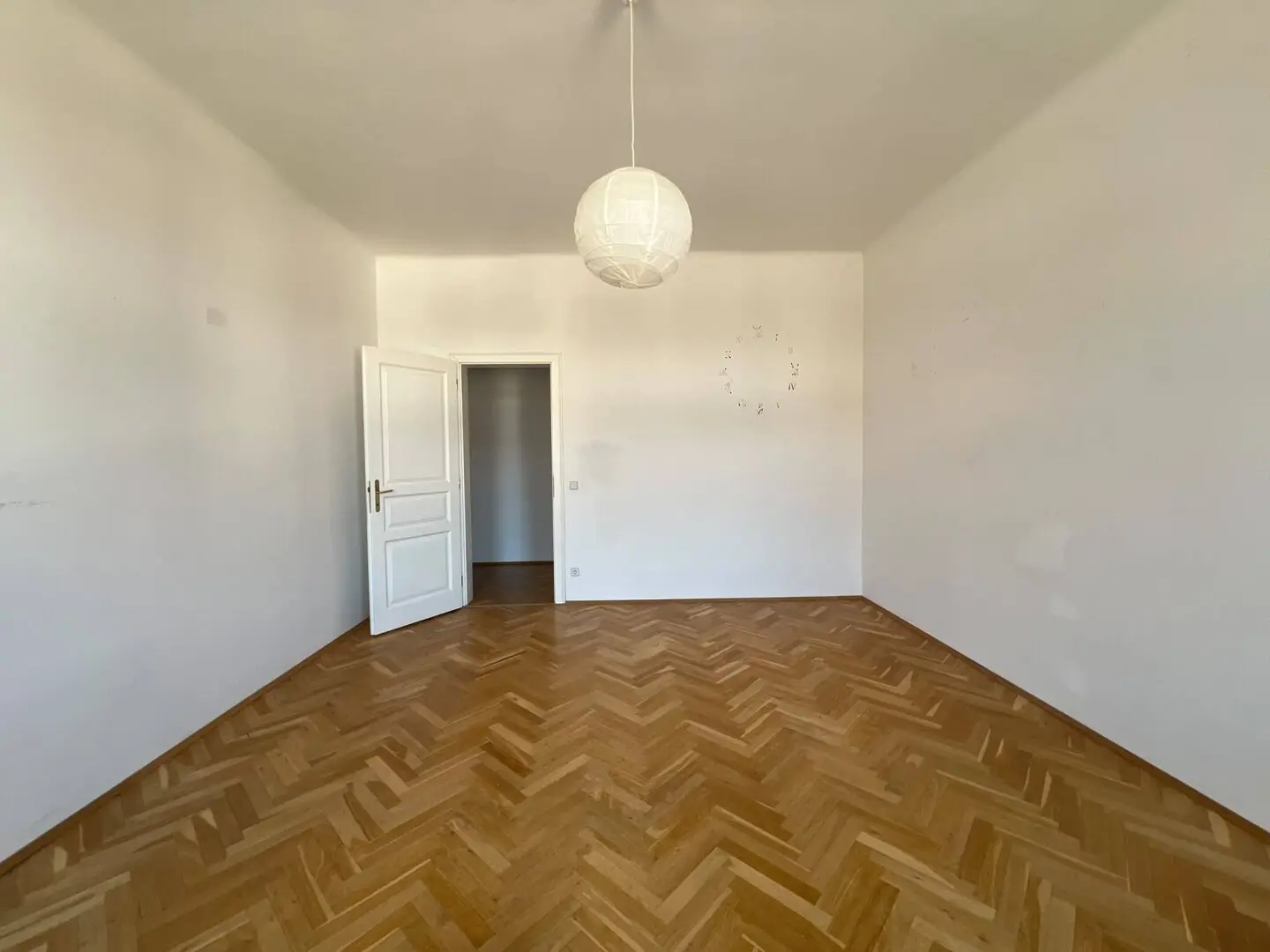 2. Schlafzimmer