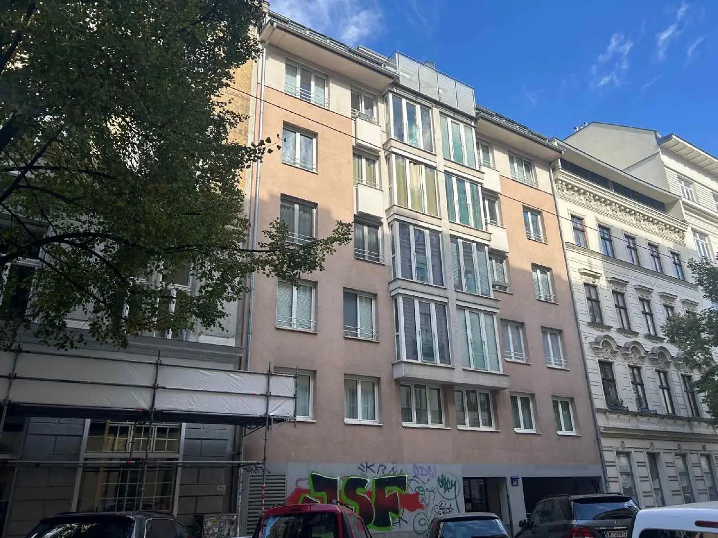 Lichtdurchflutete Wohnung mit großzügiger Terrasse
