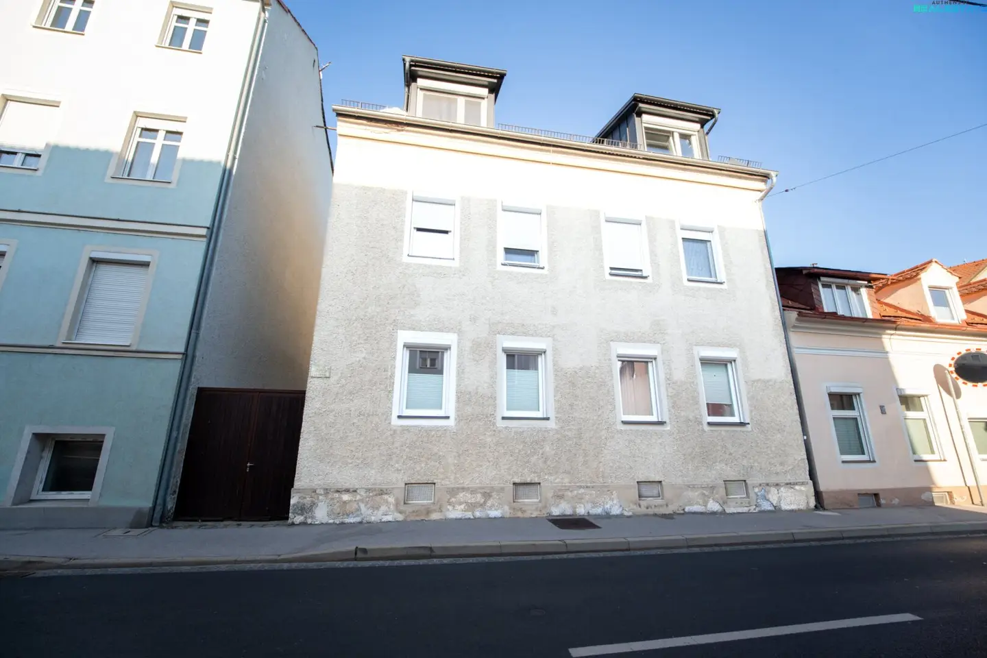 Straßenansicht