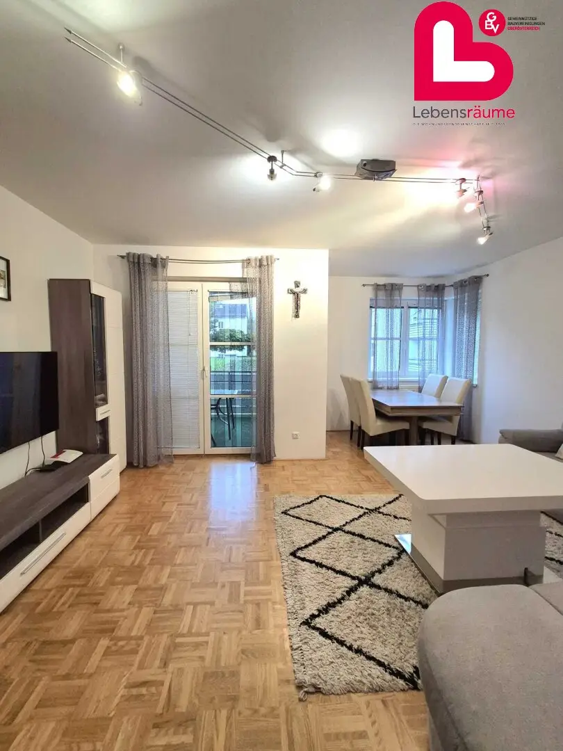 Beautiful 3-room apartment in Micheldorf with loggia and underground parking space