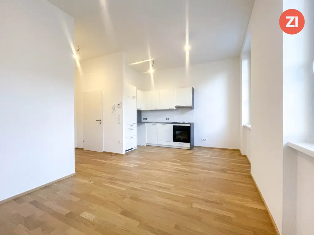 Zentrale Wohnung am Hauptplatz mit moderner Einbauküche