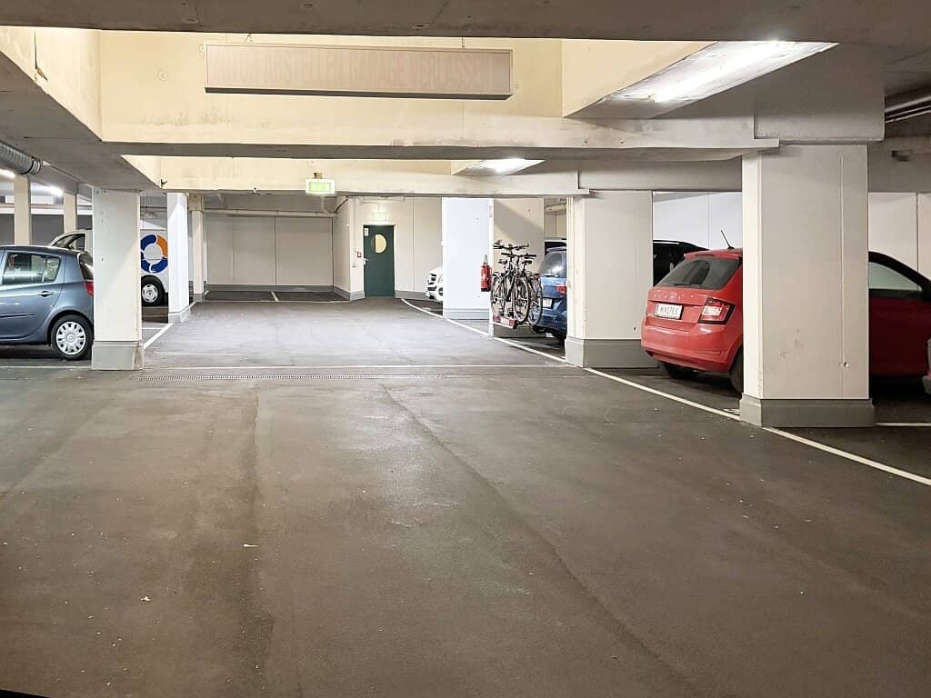 SUPER ANLAGE - ca. 3,540% Rendite - Wohnung und Garagen-Stellplatz - unbefristet vermietet !