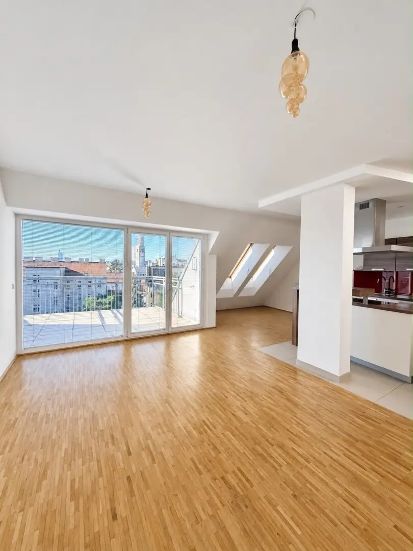 Wohnen über den Dächern Wiens – mit drei Terrassen und beeindruckendem Ausblick! U-Bahn-Nähe in 1210 Wien!