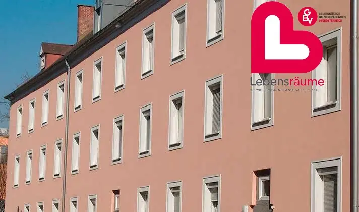 Schöne 2 Zimmer Wohnung (kein Balkon)