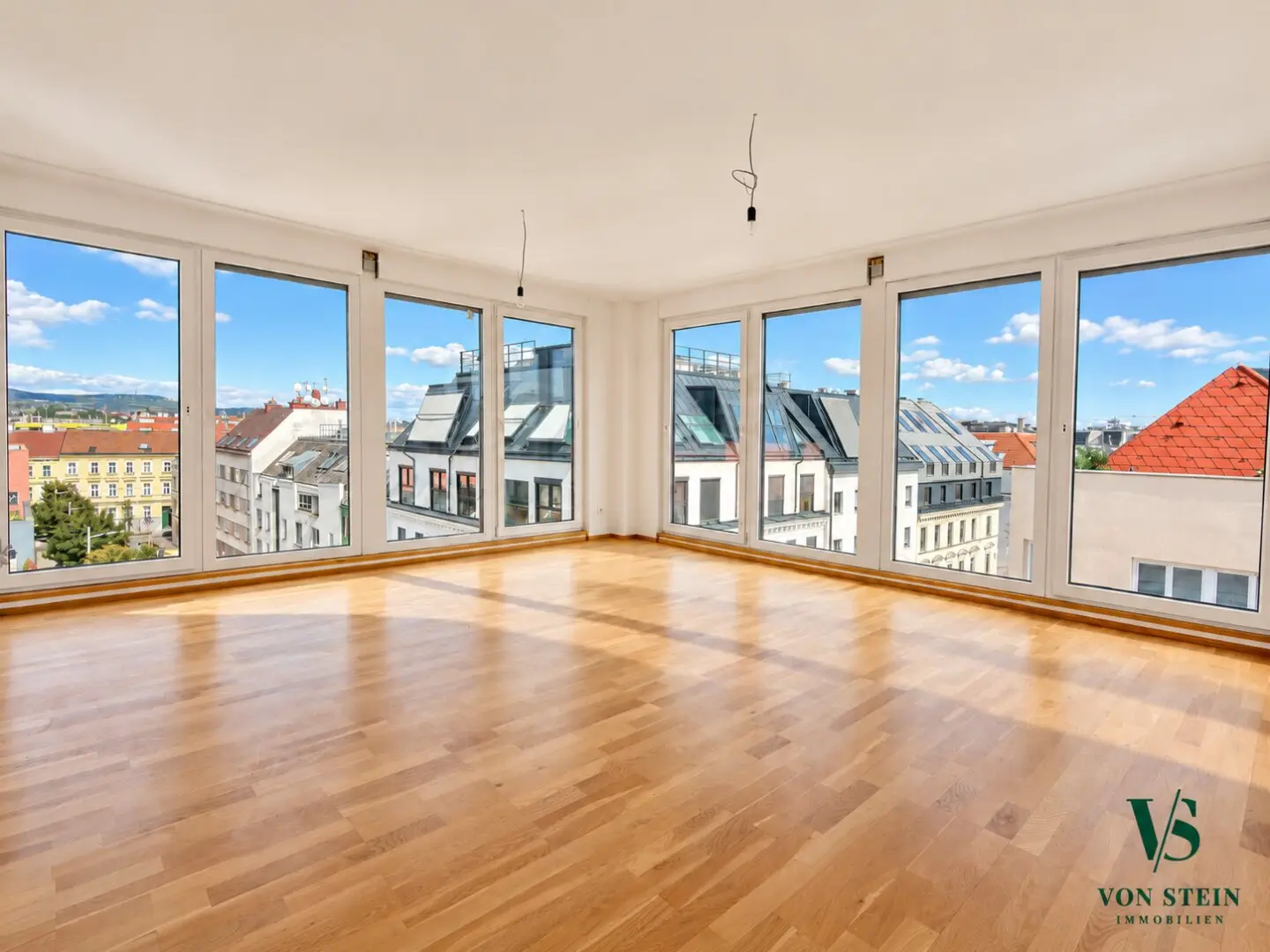 Über den Dächern von Wien – Exklusive Dachgeschoss-Maisonette mit Panoramablick und privater Dachterrasse