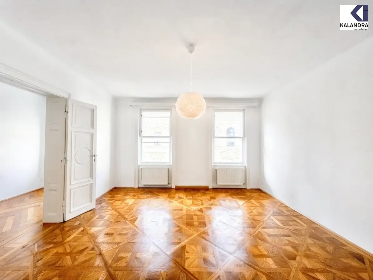360° TOUR //GENERALSANIERTE ALTBAUWOHNUNG im gepflegten STILHAUS