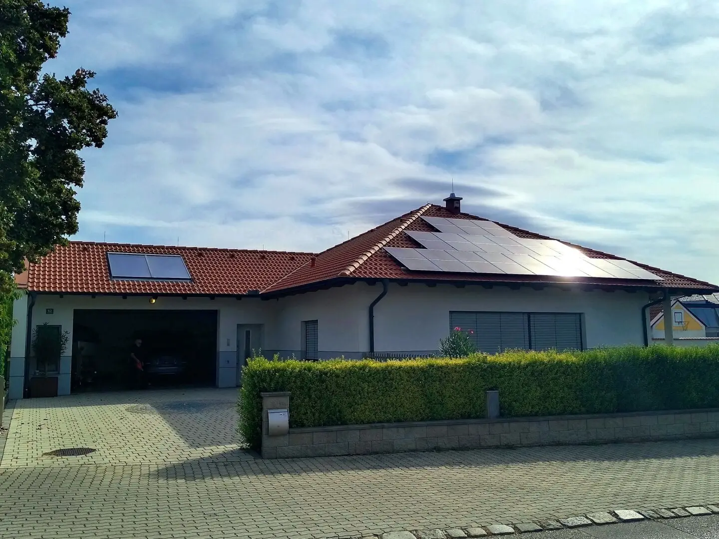 Exklusives Einfamilienhaus in Neusiedl am See – 750 m² Grundstück & 76 m² Garage