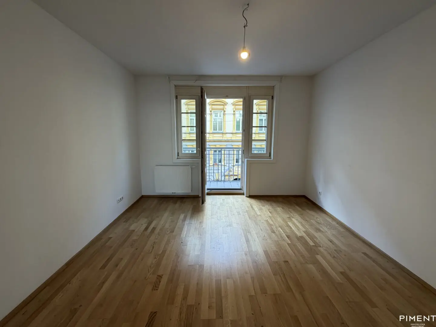 SCHÖNE 2,5-ZIMMER-WOHNUNG IM 4. BEZIRK NAHE BELVEDEREGARTEN!