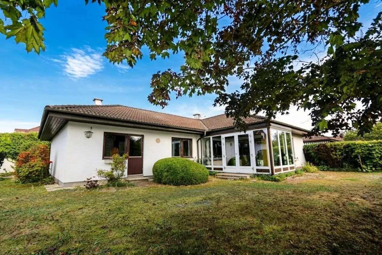 Gepflegtes Einfamilienhaus (Bungalow) mit 4-Zimmern in ruhiger Siedlungslage nähe Wasserschloss