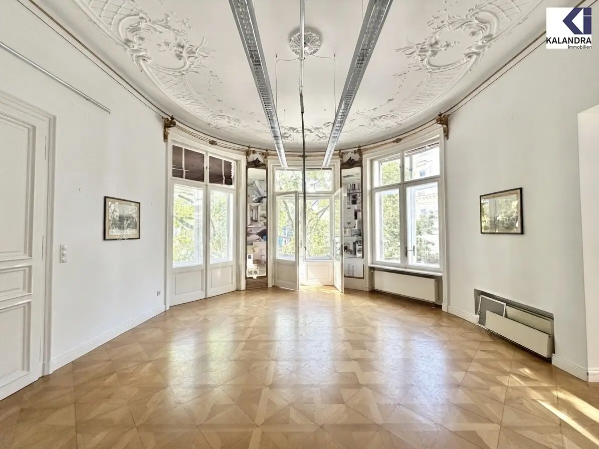 360 TOUR // REPRÄSENTATIVE ALTBAUWOHNUNG