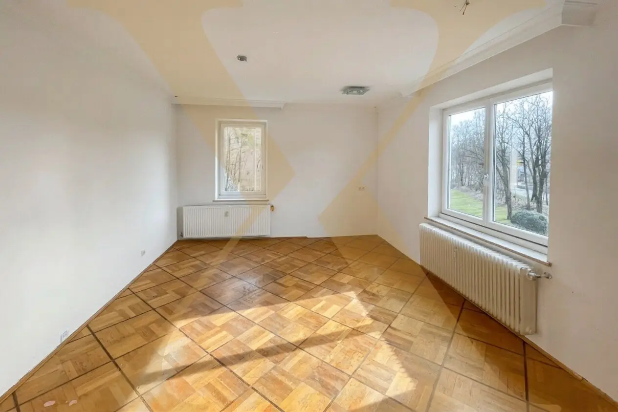 Residential building with 6 apartments for rent in Linz South