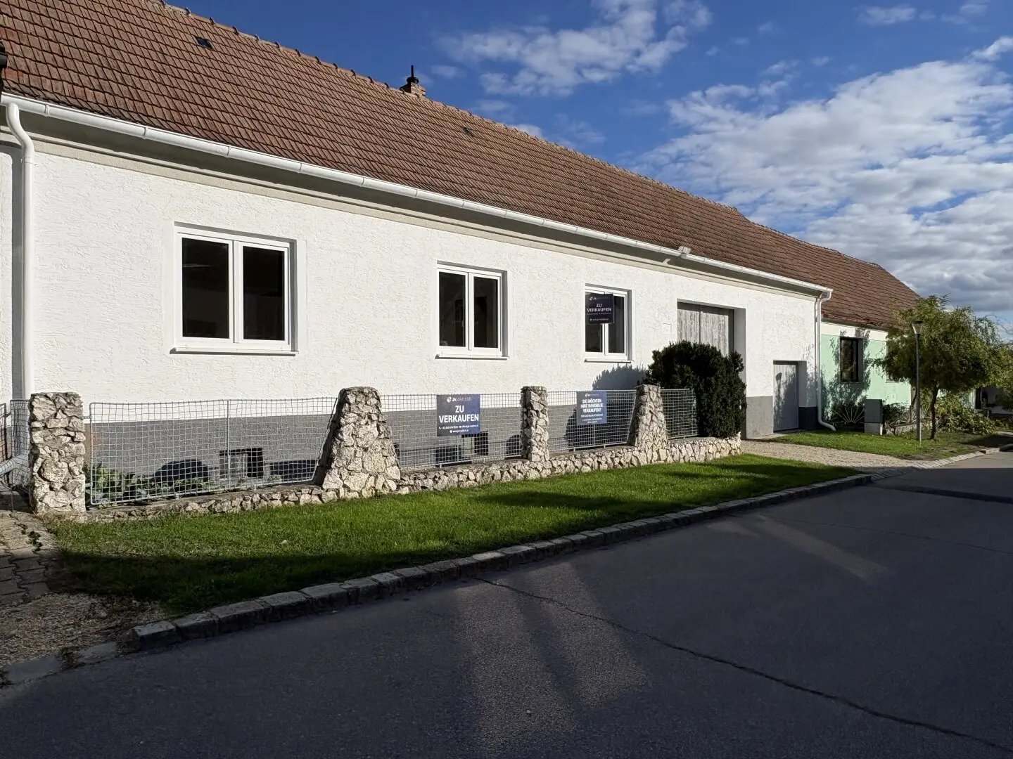 Frischer Wind im alten Bauernhaus! 2026 renoviert | 965 m² Eigengrund | Großer Garten &amp; Innenhof | Großzügige Lager- &amp; Unterstellflächen | € 158.500,-