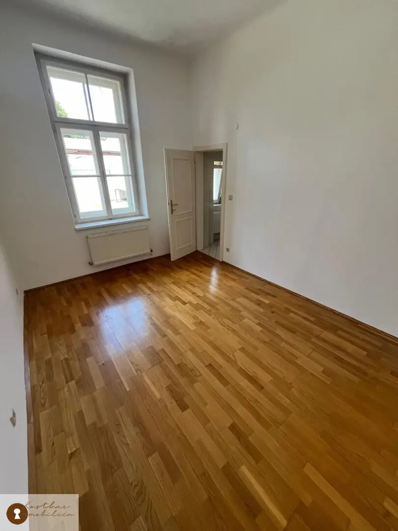 „Wohnen mit Stil: Eklatant Bravouröse Zweizimmerwohnung im Herzen von Andritz mit Carport!“