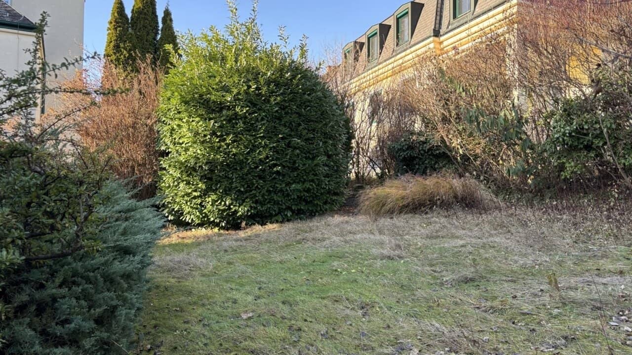 Exclusive villa with great expansion potential near Beethovenpark