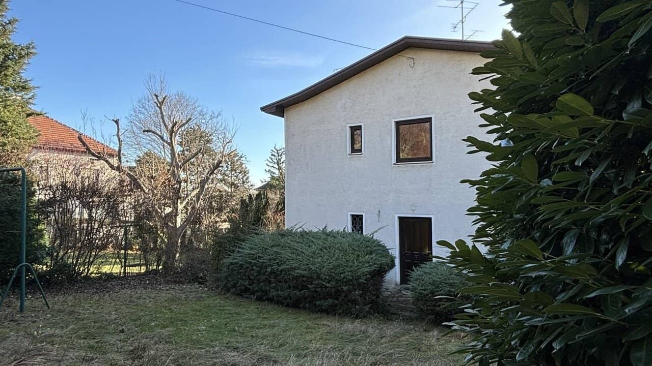Exclusive villa with great expansion potential near Beethovenpark
