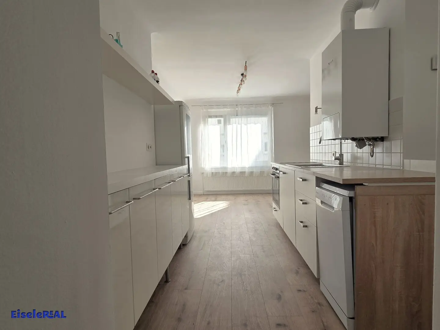 SINGLE-Loft in absoluter Innenhof-RUHELAGE!!