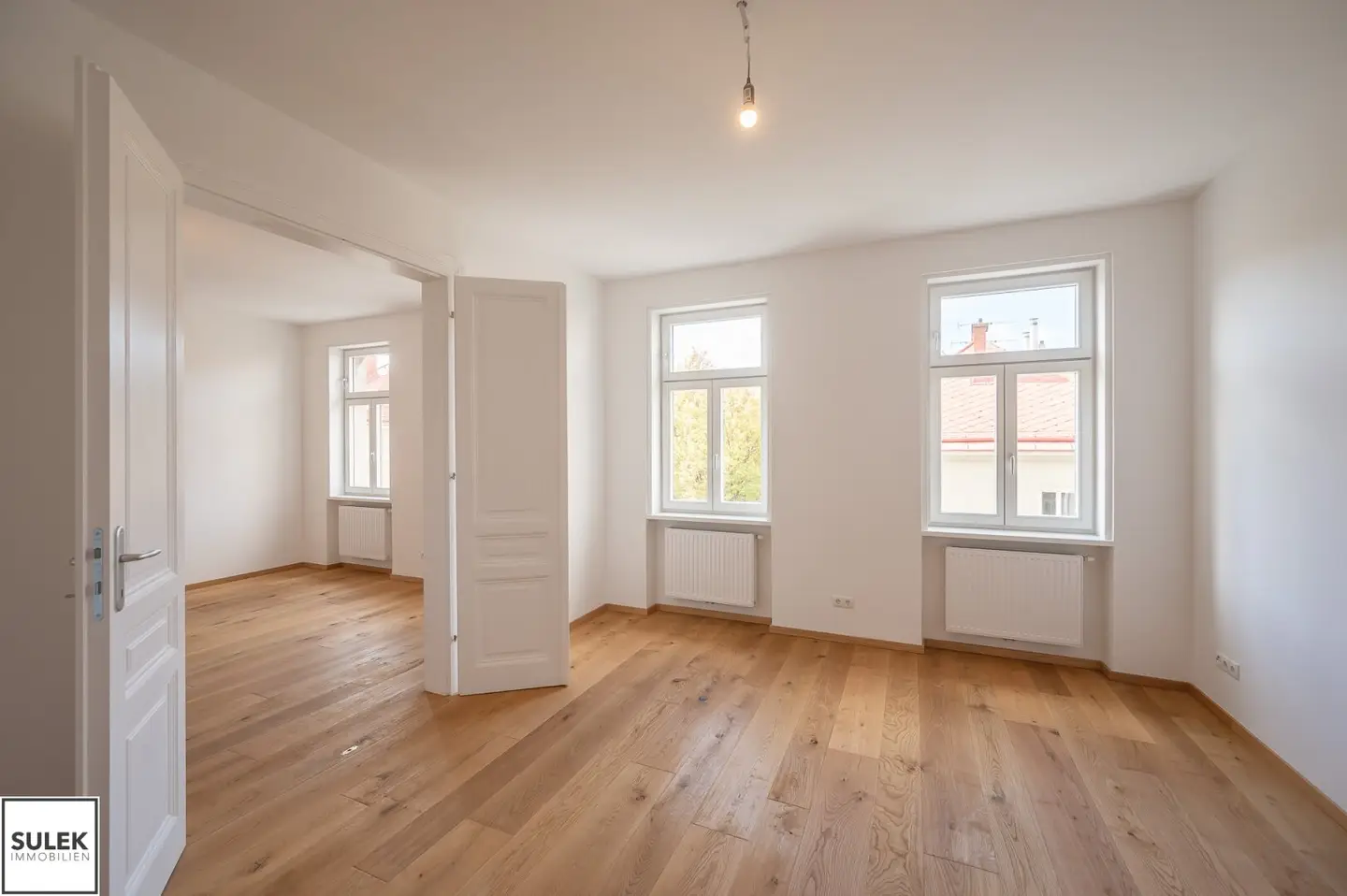 2-Zimmer-Altbauwohnung mit separater Küche &amp; Abstellraum | WG-geeignet | U1 Troststraße | Top 32-34