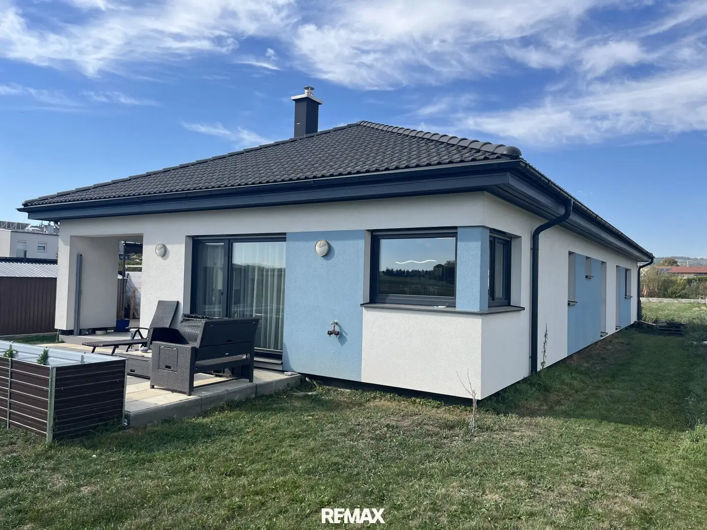 Moderner Wohlfühl-Bungalow  – großzügiges Wohnen mit viel Platz und Potenzial
