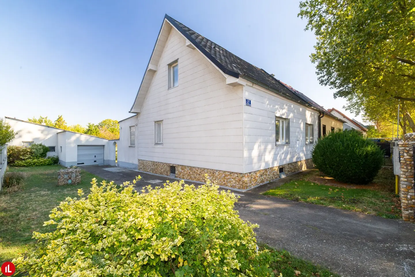 Einfamilienhaus mit Charme und Potenzial in Rannersdorf