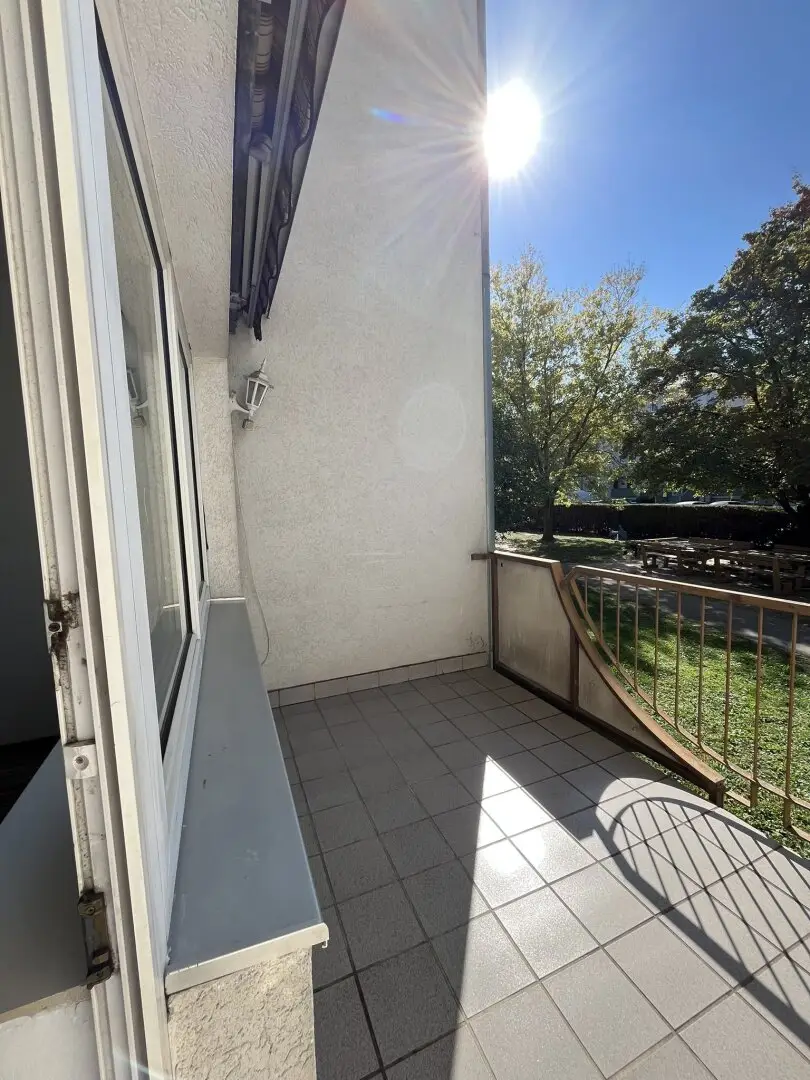 Helle 3-Zimmer-Wohnung in Enns mit Loggia, Stellplatz und Badewanne – 914,40 € mtl.