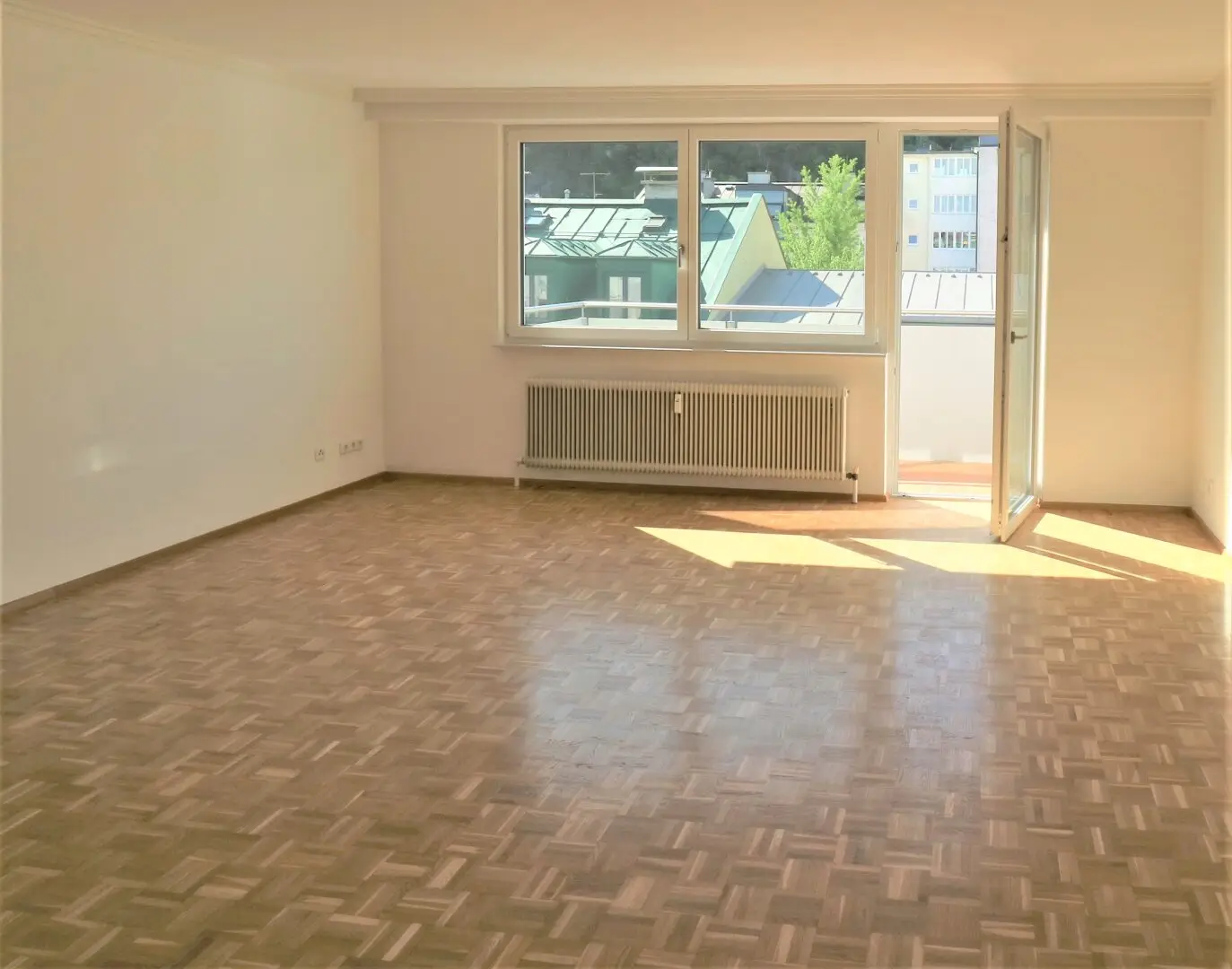 Großzügige und helle 4-Zimmer-Wohnung im Andräviertel