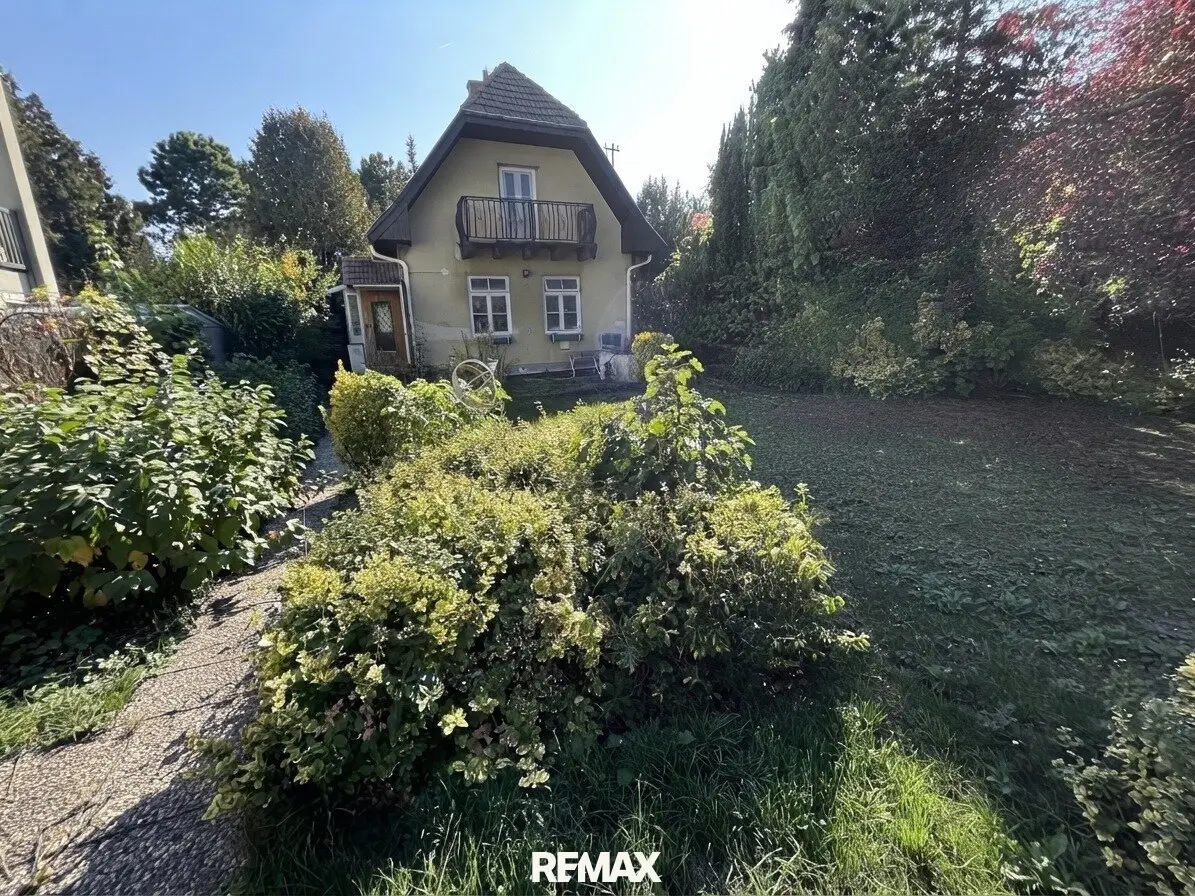 Beautiful plot with existing old building Your opportunity in Perchtoldsdorf